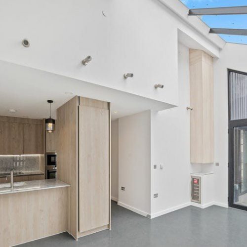 Holmes Road Kitchen